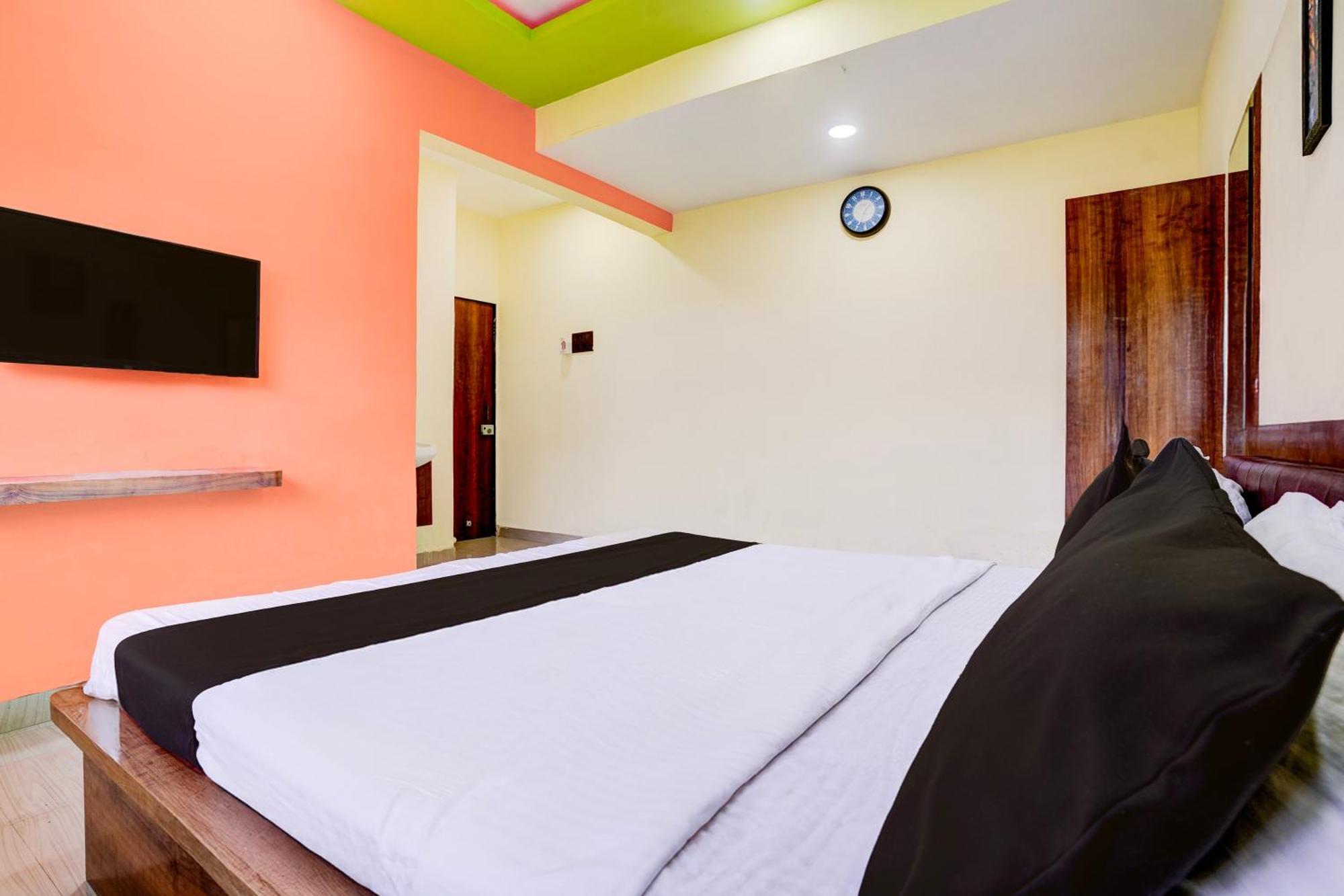 Hotel O Alibag Near Revadanda Beach エクステリア 写真